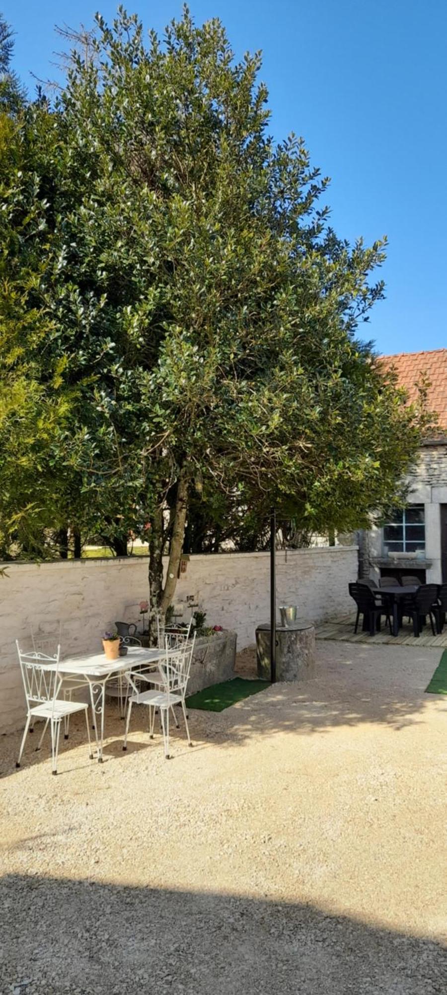 Gite Et Spa 21 Savigny-le-Sec Bagian luar foto